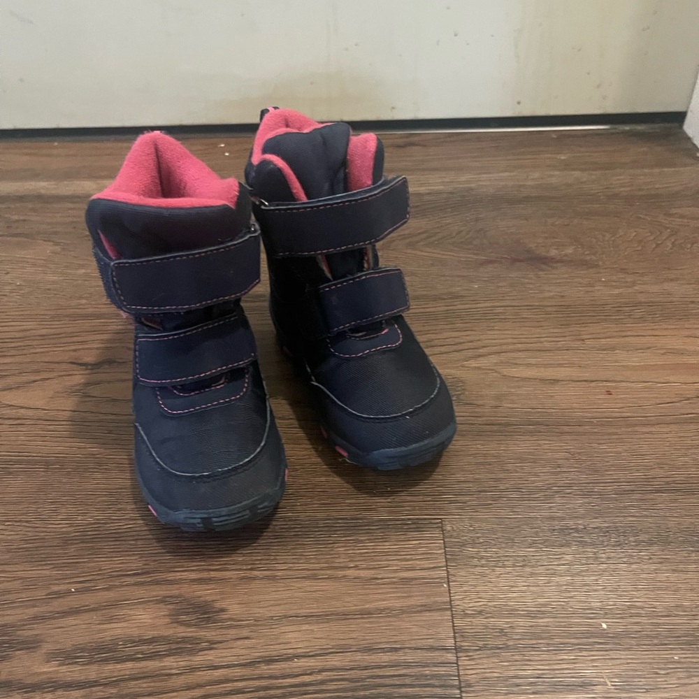 3M Thinsulate Navy and Pink Kids' Boots